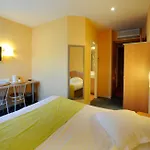The Originals City, Des Arènes, Hotel
