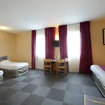 Hotel The Originals City, Des Arènes, 3*