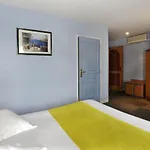 The Originals City, Des Arènes, Hotel
