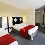 The Originals City, Des Arènes, Hotel