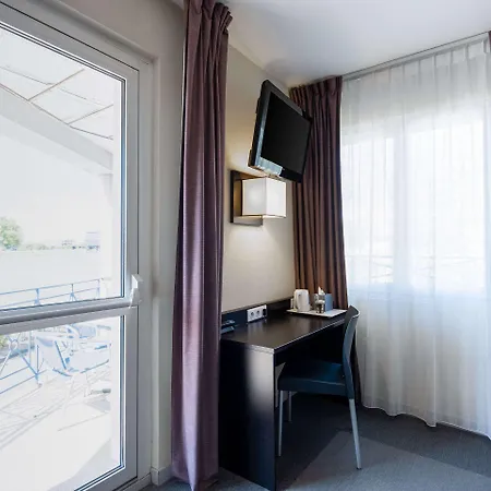 The Originals City, Des Arenes, 3* Saintes