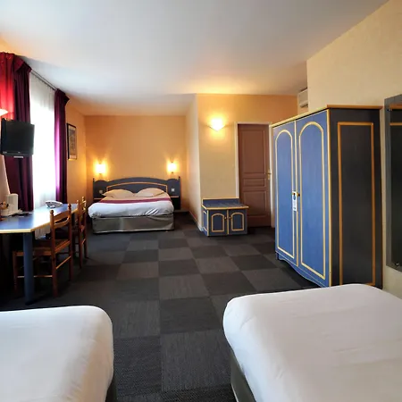 Hotel The Originals City, Des Arenes, 3*