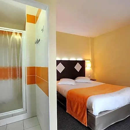 Hotell The Originals City, Des Arenes, Saintes