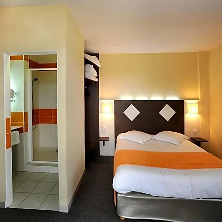 Hotell The Originals City, Des Arenes, Saintes