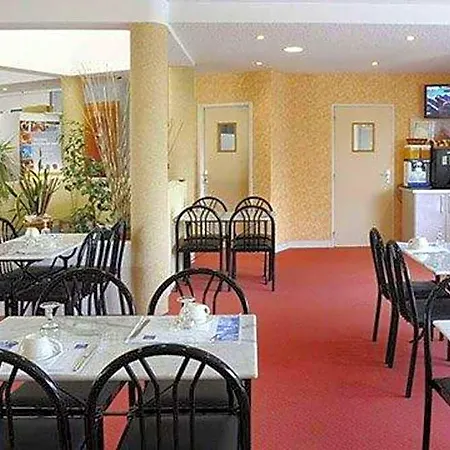 Hotell The Originals City, Des Arenes, 3*