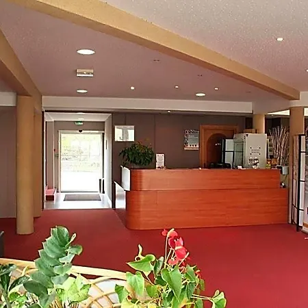 The Originals City, Des Arenes, Hotell