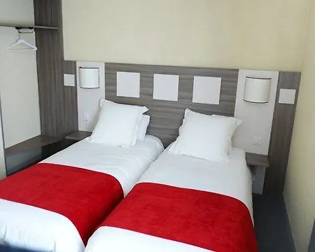 Hotel The Originals City, Des Arenes, 3*