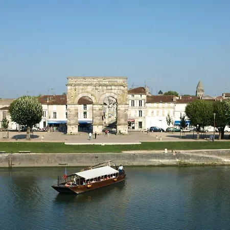 The Originals City, Des Arenes, 3* Saintes