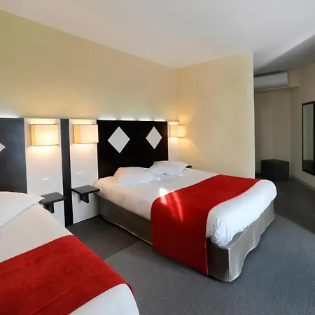 The Originals City, Des Arenes, 3* Saintes