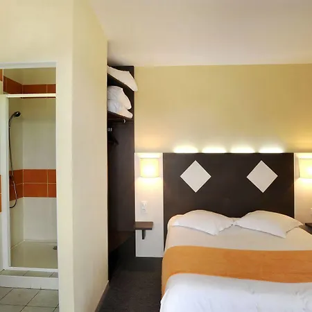 Hotel The Originals City, Des Arenes, 3*