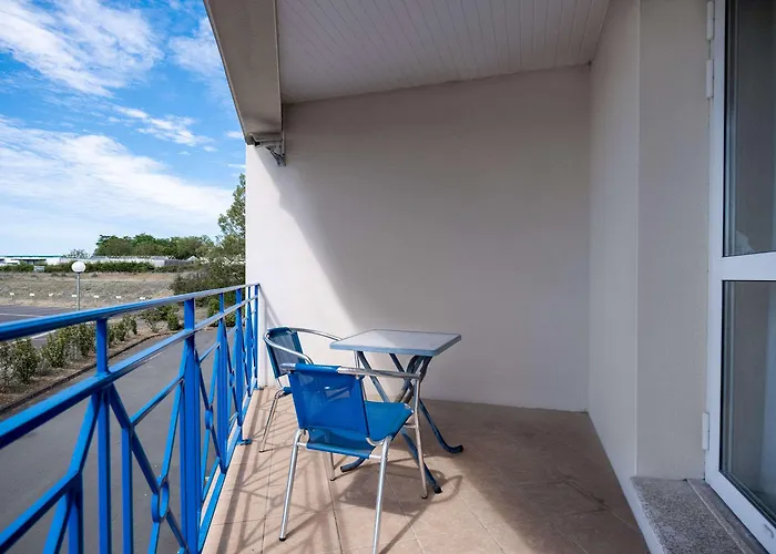 The Originals City, Des Arenes, Hotel 3*