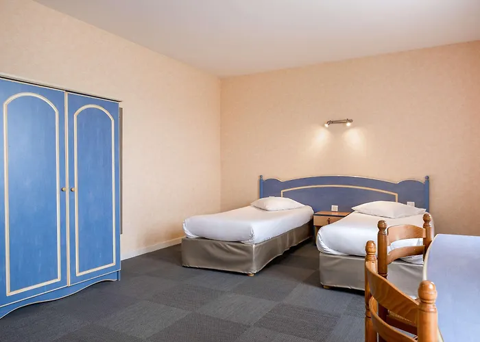 The Originals City, Des Arenes, Saintes