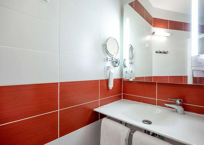 The Originals City, Des Arenes,