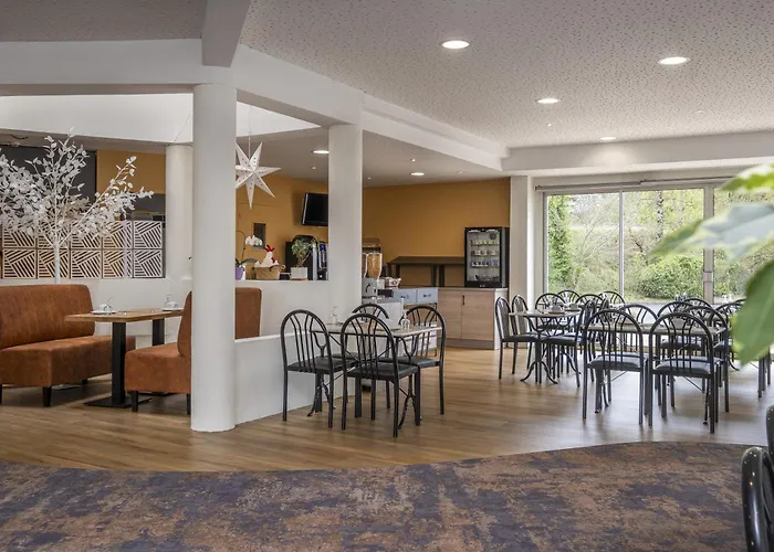 The Originals City, Des Arenes, Hotel