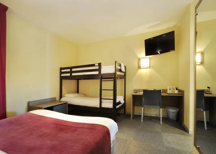 The Originals City, Des Arenes, Saintes