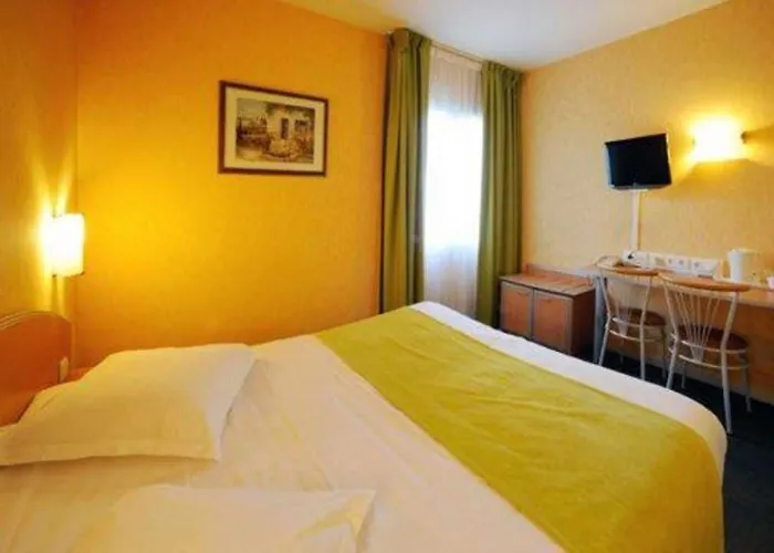 The Originals City, Des Arenes, 3* Saintes